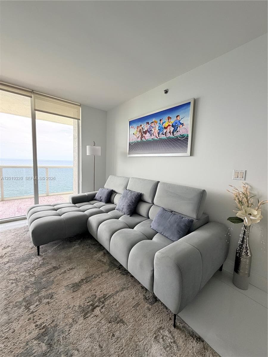 1800 S Ocean Dr # 3002, Hallandale Beach, FL 33009 photo 3