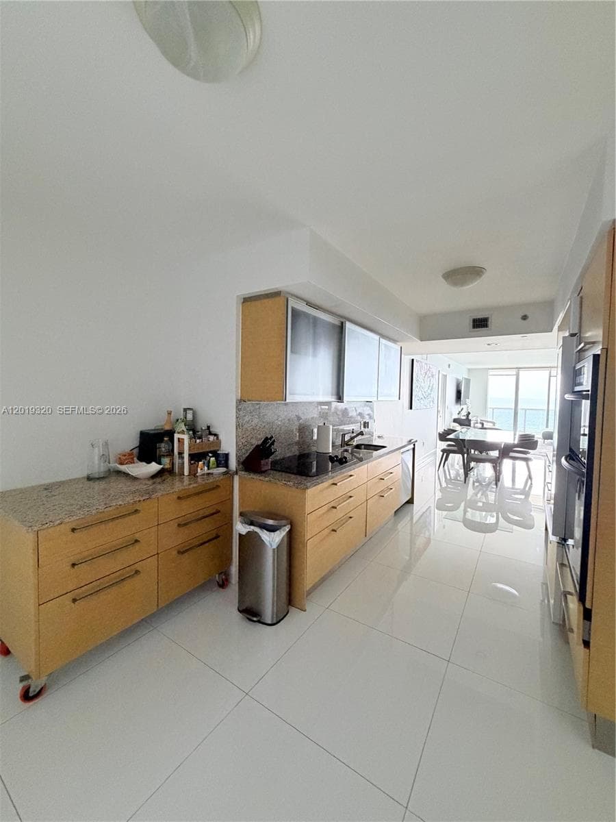 1800 S Ocean Dr # 3002, Hallandale Beach, FL 33009 photo 5