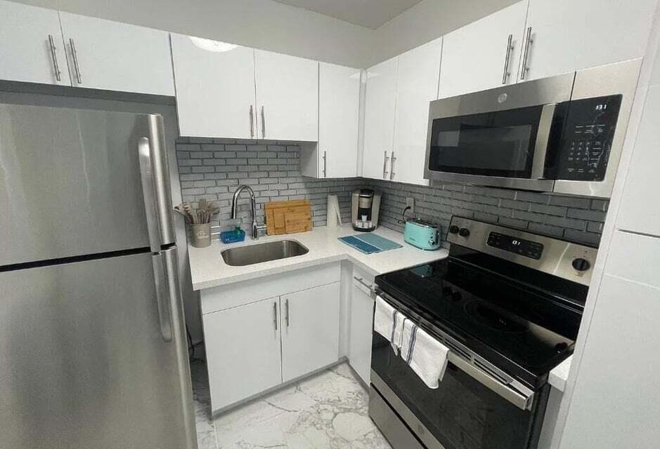 201 S Ocean Boulevard # 7, Boca Raton FL 33432 photo 3