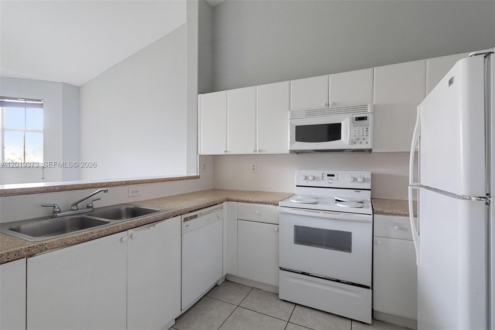 1568 SE 26th St # 203, Homestead FL 33035 photo 4