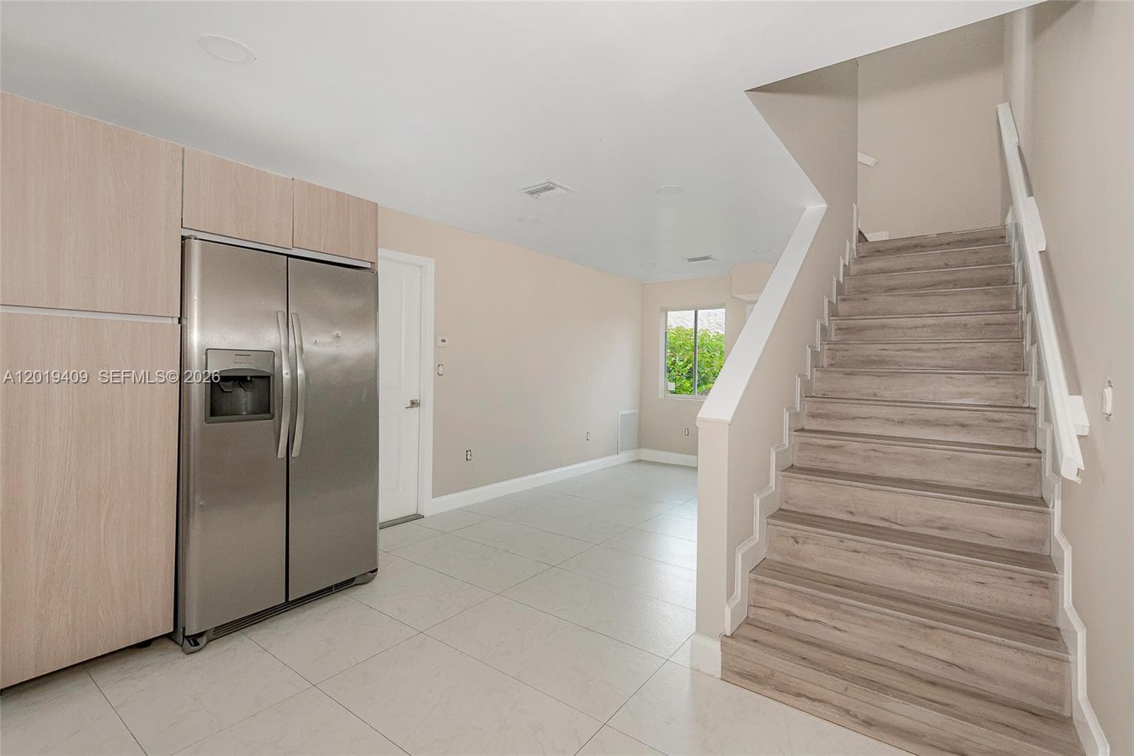 811-817 NW 3rd Ave, Fort Lauderdale FL 33311 photo 2