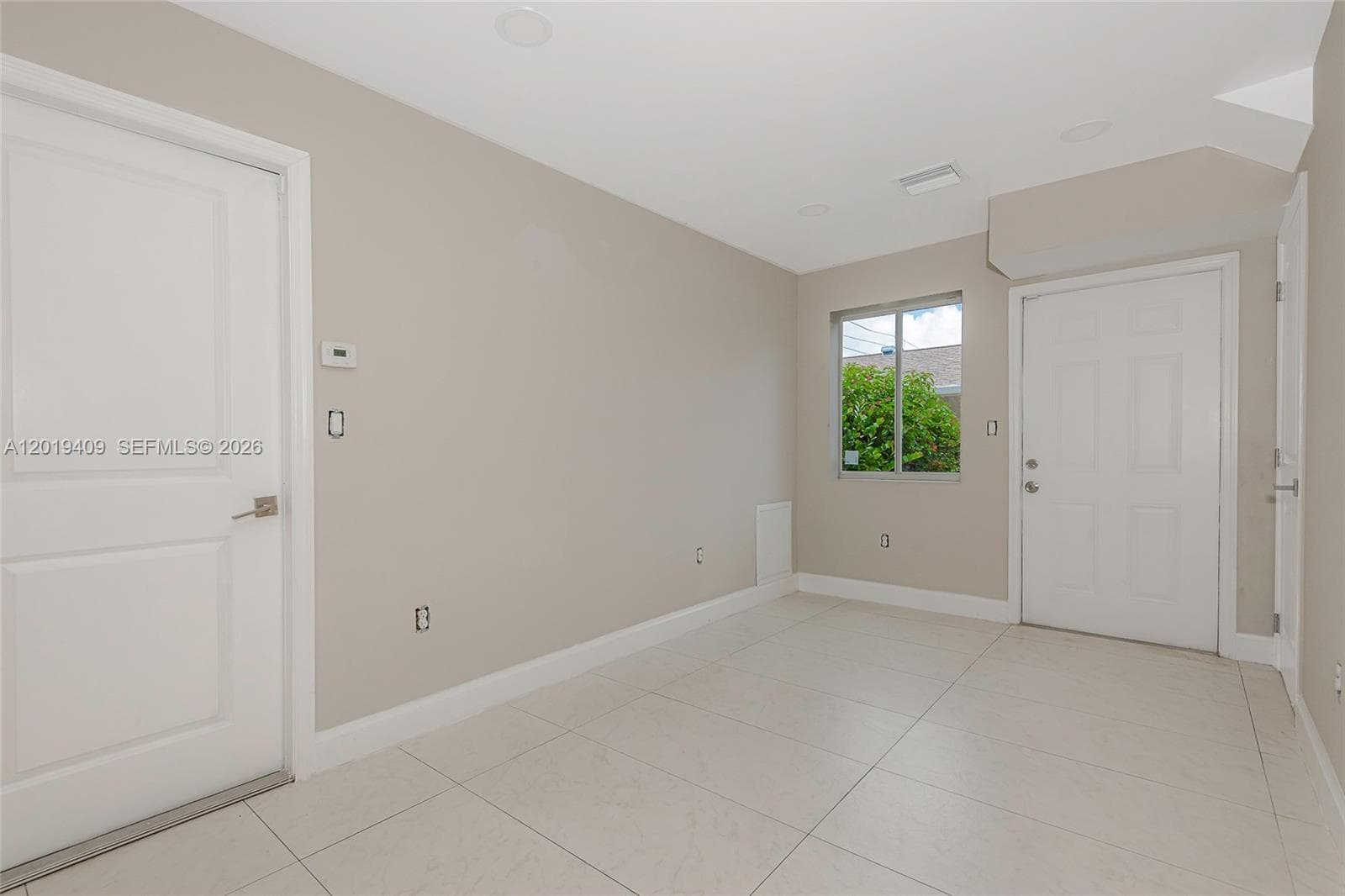 811-817 NW 3rd Ave, Fort Lauderdale FL 33311 photo 3