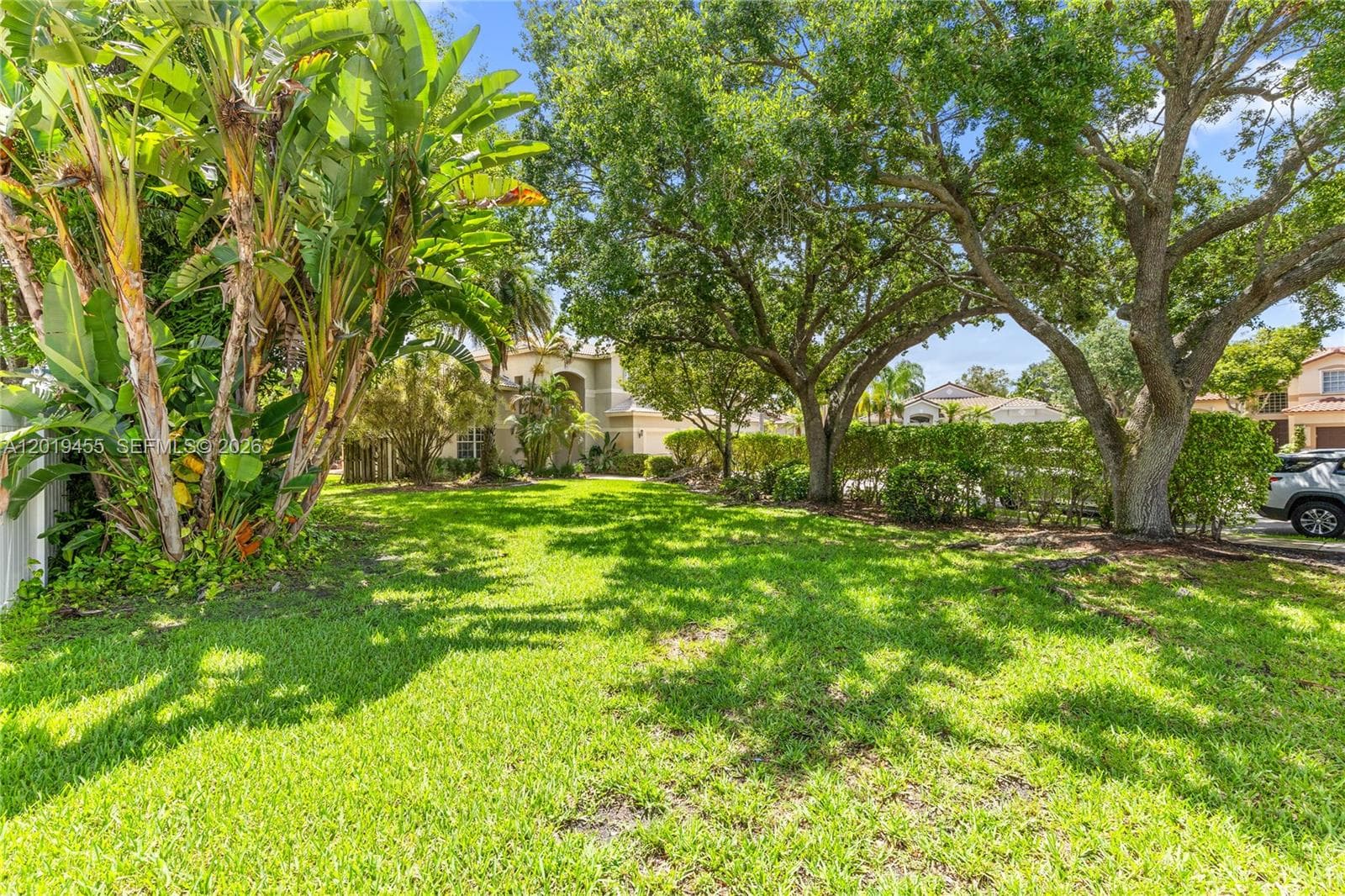 17047 NW 16th St, Pembroke Pines FL 33028 photo 2