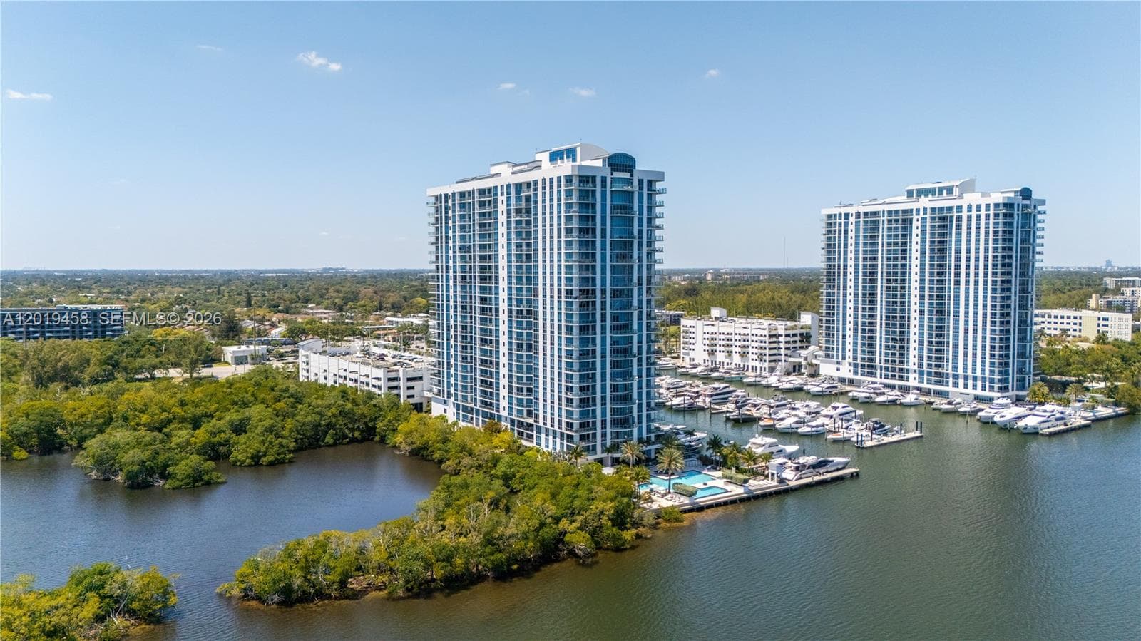 17111 Biscayne Blvd # 1406, North Miami Beach FL 33160 photo 3