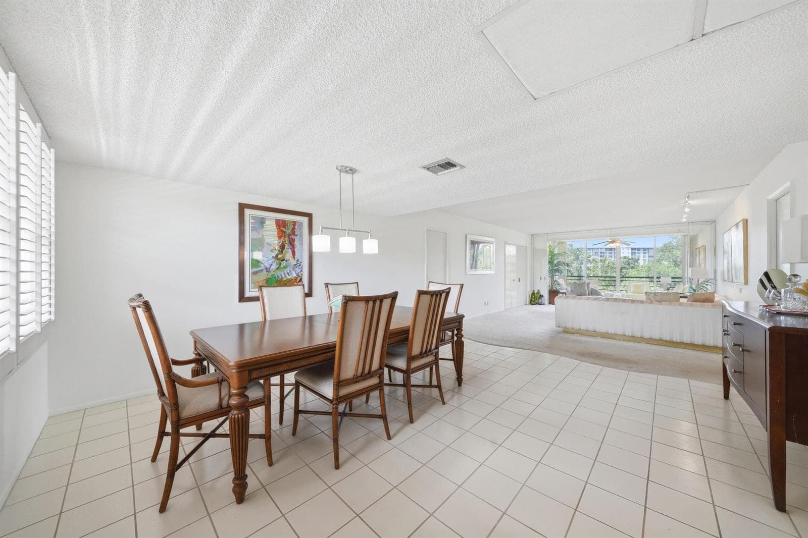 3800 Oaks Clubhouse Drive # 410, Pompano Beach FL 33069 photo 5