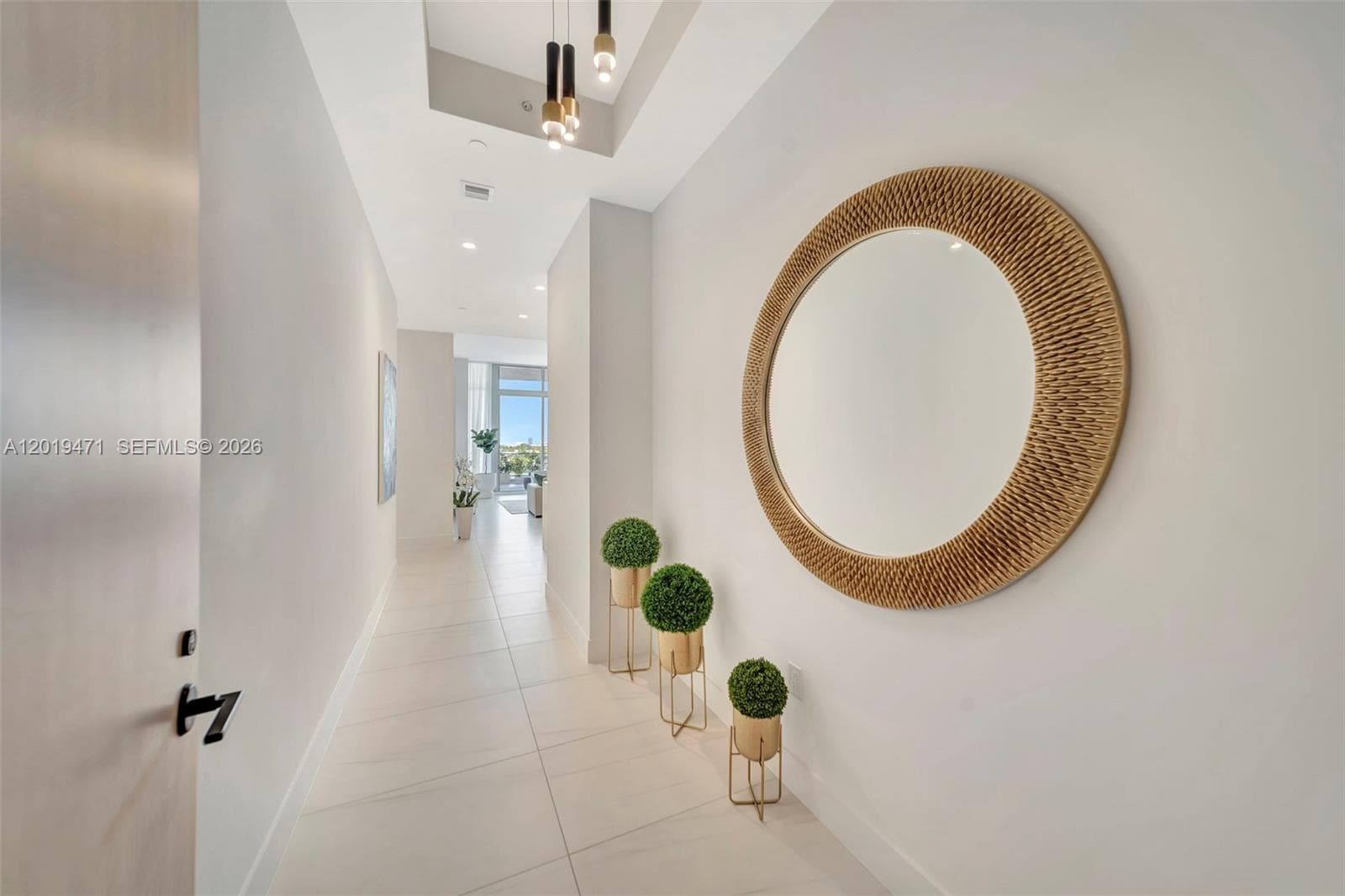 153 N Seabreeze # 403, Fort Lauderdale FL 33304 photo 2