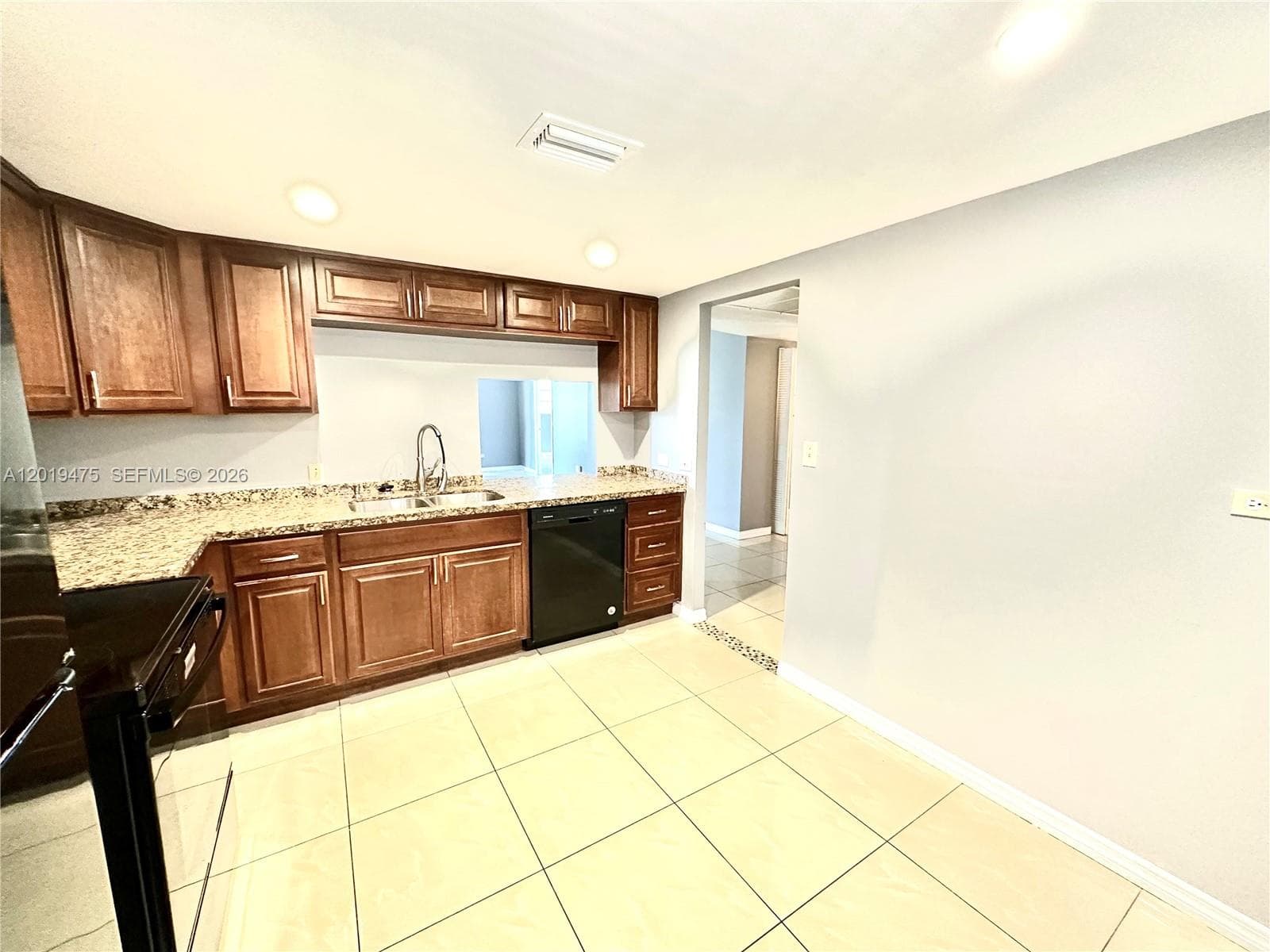 443 NE 195th St # 345, Miami FL 33179 photo 2