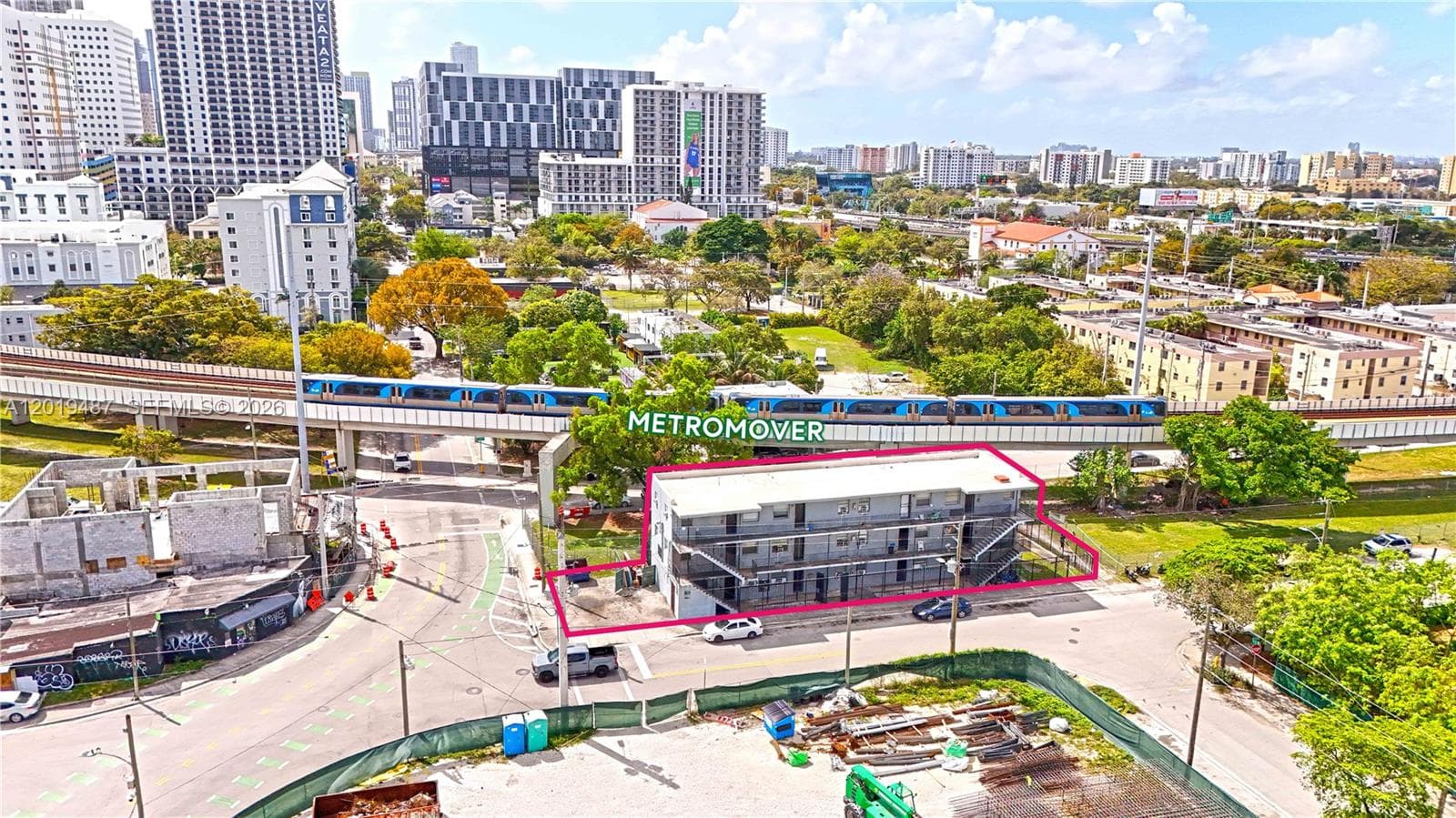 220 NW 11th Ter, Miami FL 33136