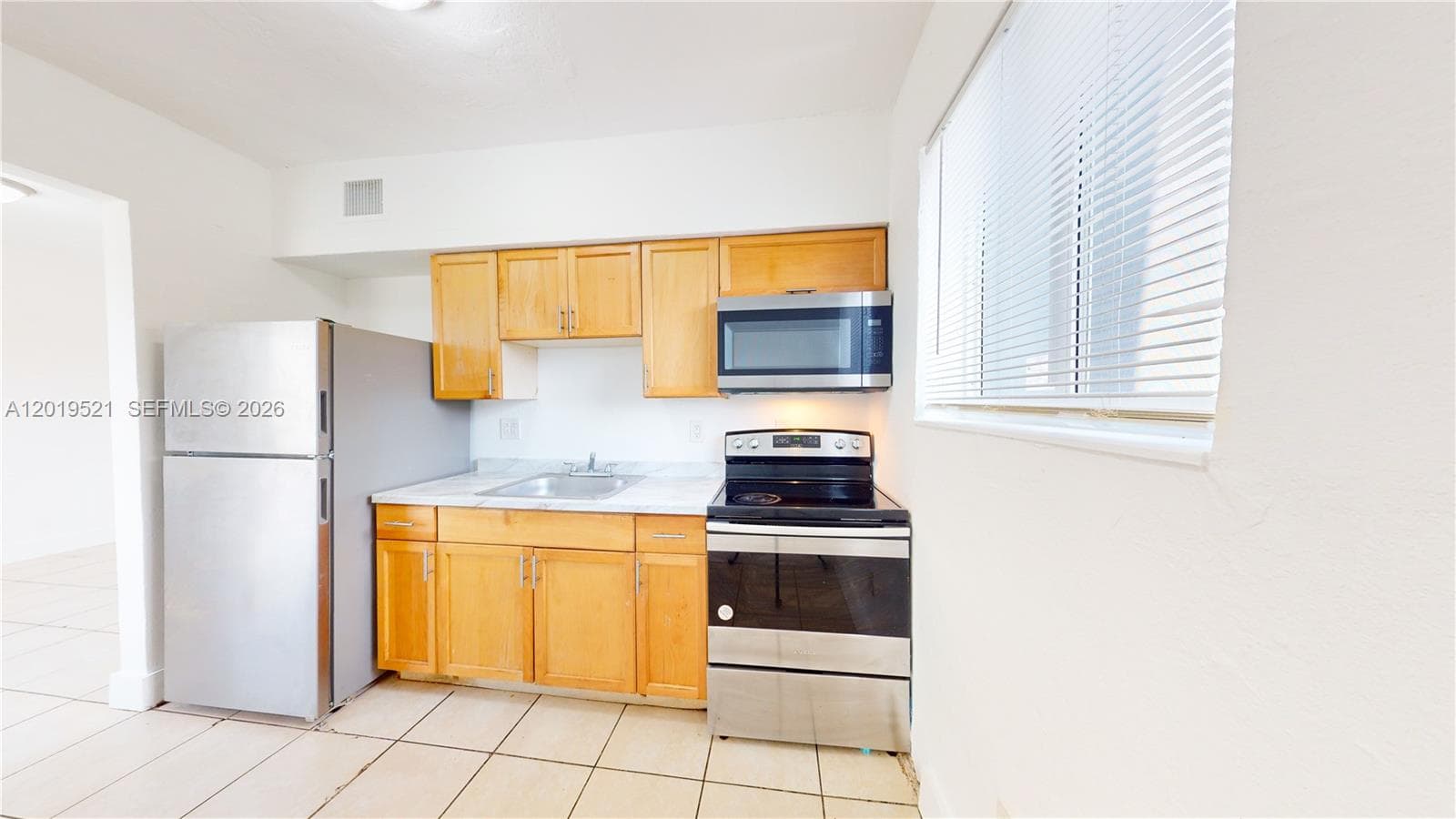 1190 NW 65th St # 2, Miami, FL 33150 photo 4