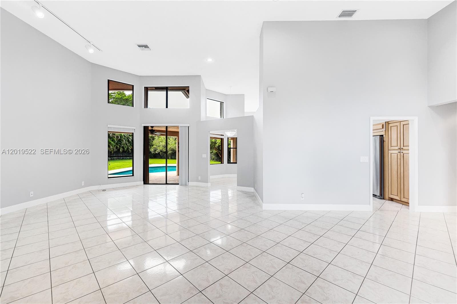 1256 S Manor Dr S, Weston FL 33326 photo 3