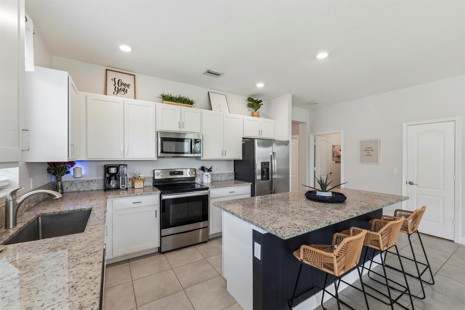 7705 NW Greenbank Circle, Port St. Lucie FL 34987 photo 3