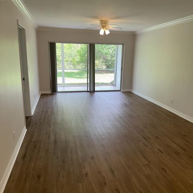 1900 S Kanner Hwy Highway Apt 102, Stuart FL 34994 photo 2