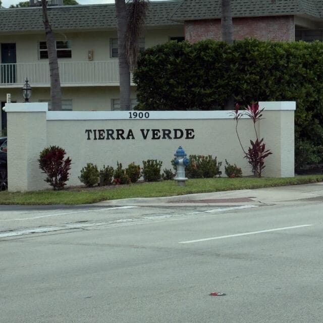 1900 S Kanner Hwy Highway Apt 102, Stuart FL 34994 photo 5