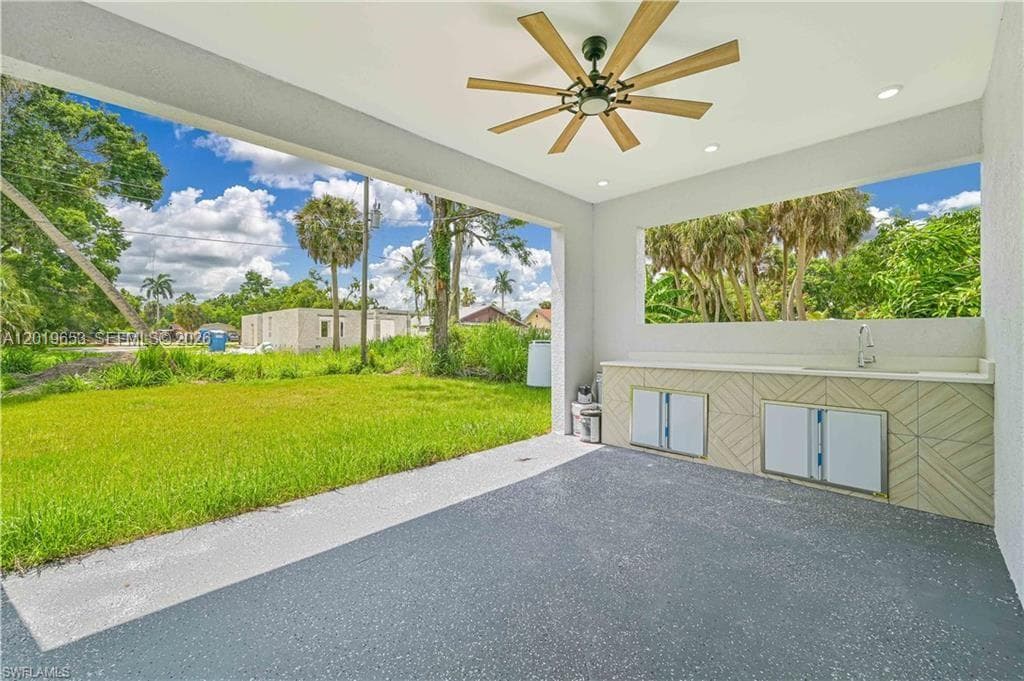 2223 Carver Ave, Other City - In The State Of Florida FL 33916 photo 3