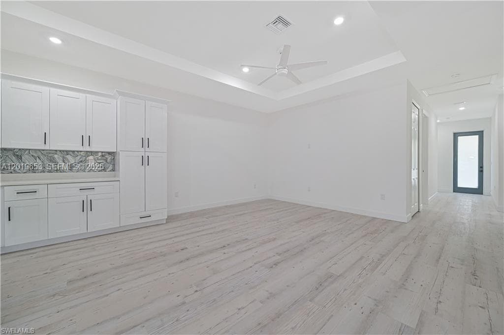 2223 Carver Ave, Other City - In The State Of Florida FL 33916 photo 5