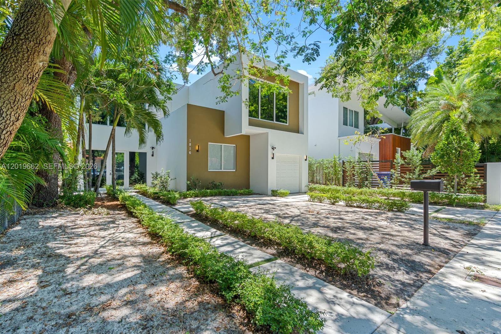 1816 SW 23rd St, Miami FL 33145 photo 2