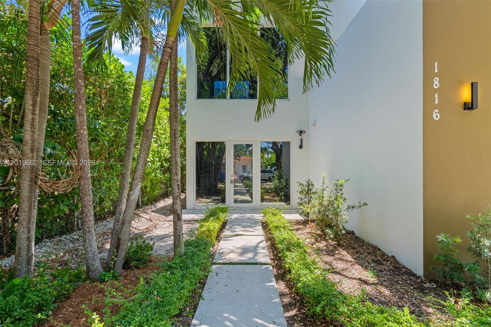 1816 SW 23rd St, Miami FL 33145 photo 4