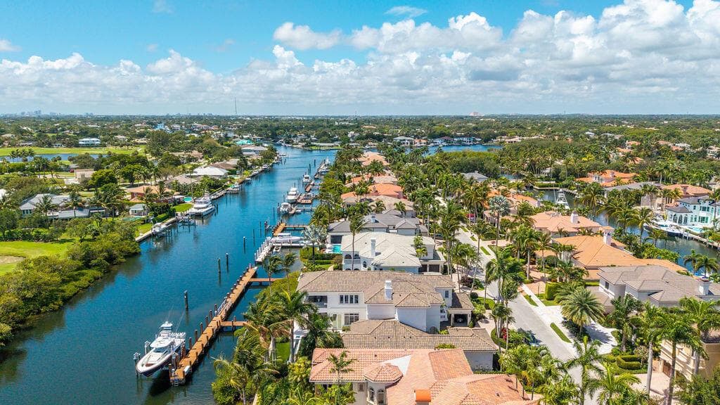 792 Harbour Isles Court, West Palm Beach FL 33410 photo 5