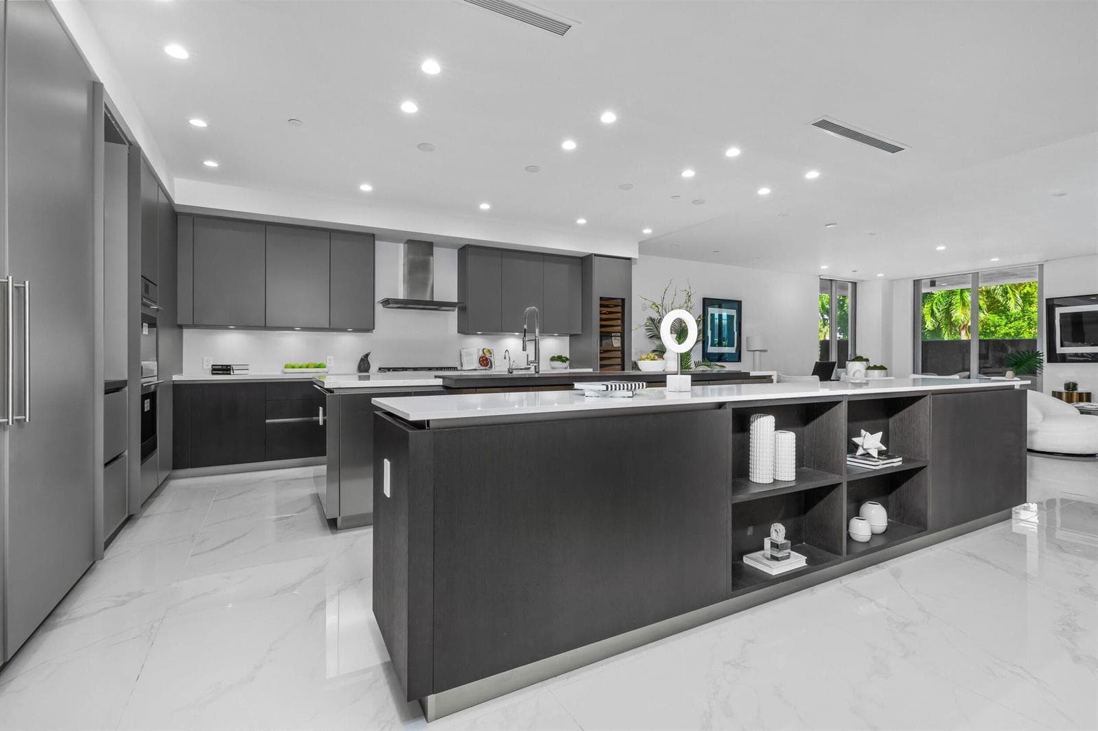 495 E Royal Palm Road # 201, Boca Raton FL 33432