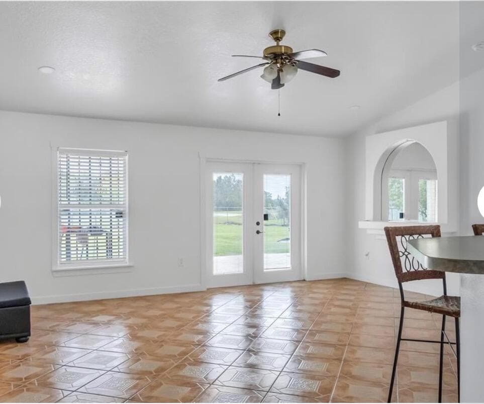 34 Bradford Court, Kissimmee FL 34758 photo 2