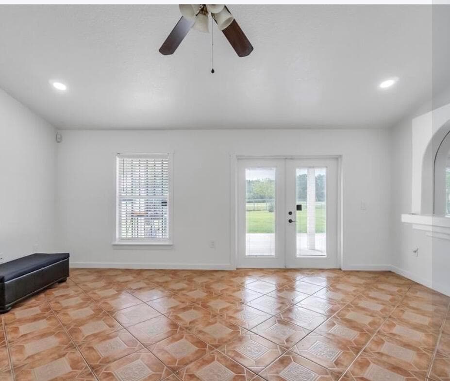 34 Bradford Court, Kissimmee FL 34758 photo 4