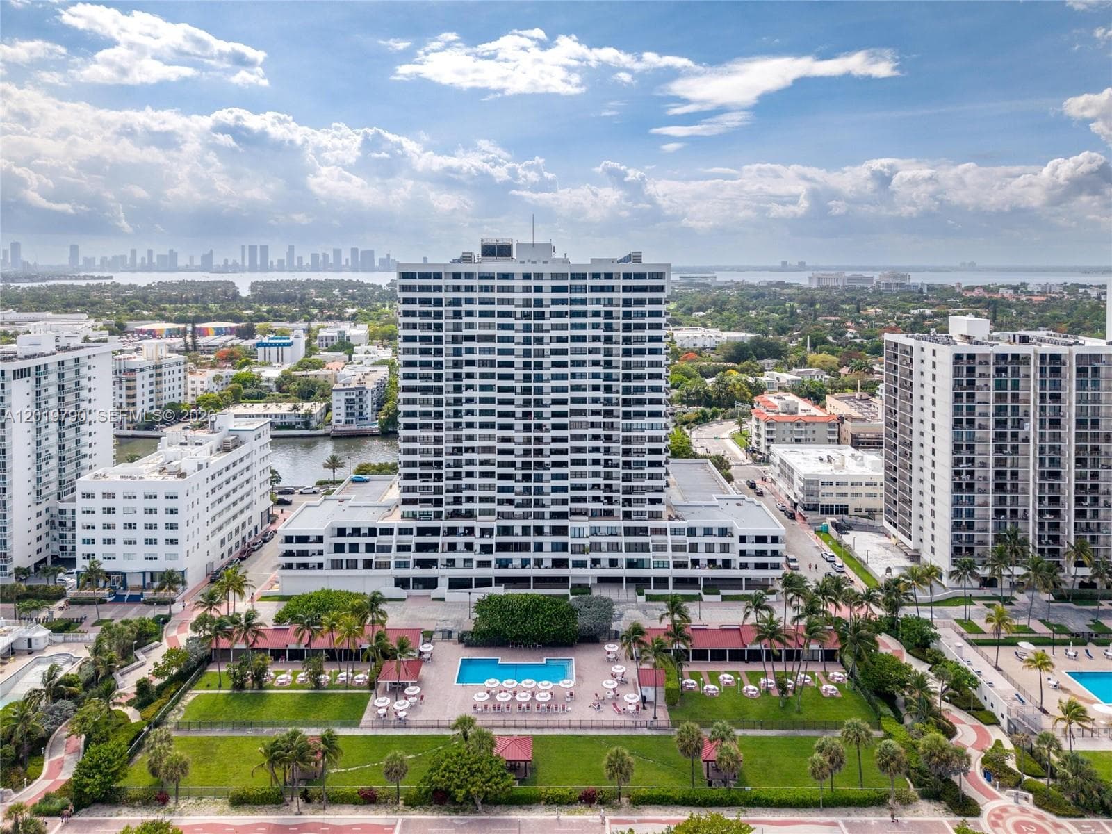 2555 Collins Ave # 1003, Miami Beach FL 33140 photo 4