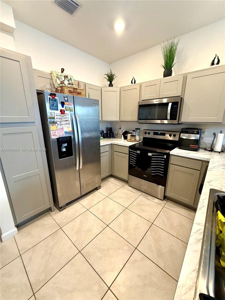 1088 NW 208th Ter # 1088, Miami Gardens FL 33169 photo 3