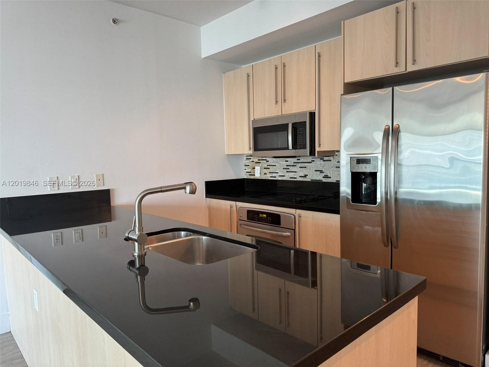 79 SW 12th St # 3509-S, Miami FL 33130 photo 2