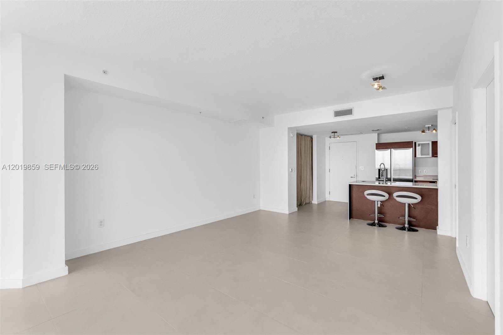 1900 N Bayshore Dr # 3216, Miami FL 33132 photo 2
