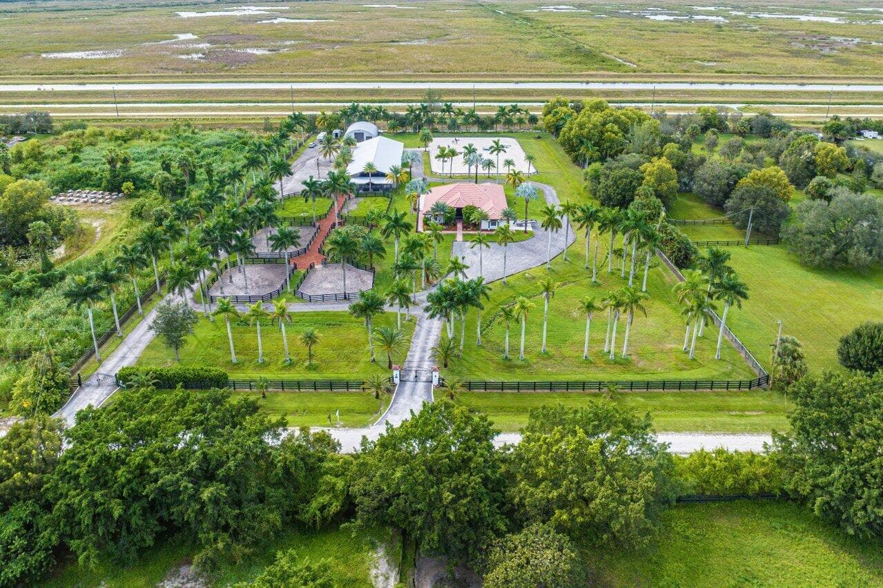 2587 Skipiks Way, Wellington FL 33470 photo 5