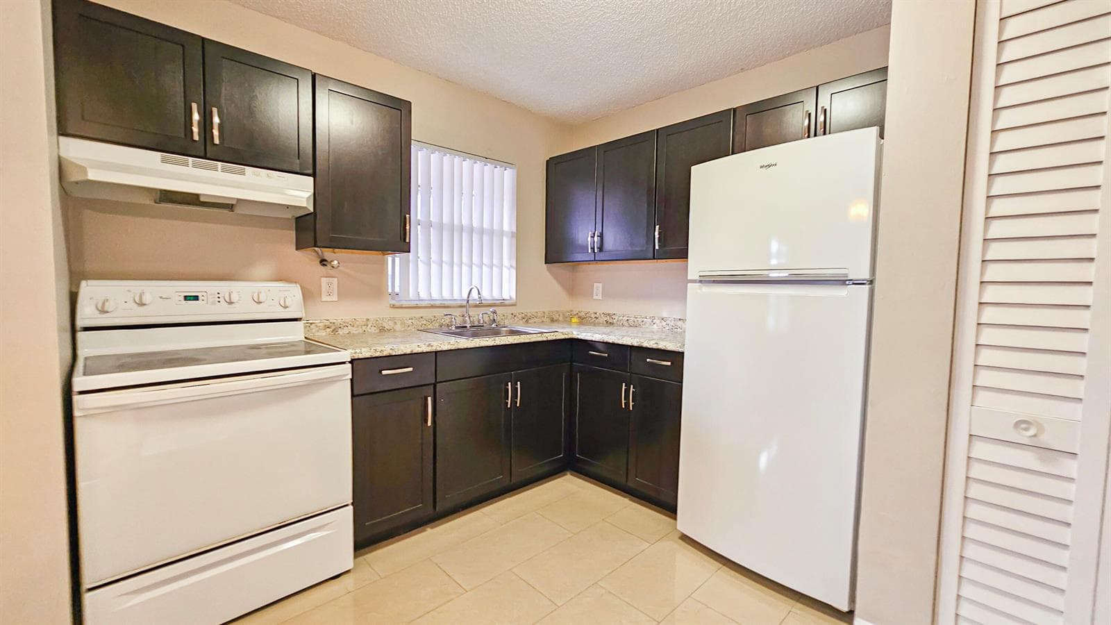416 Lakeside Drive # 129, Margate FL 33063 photo 4