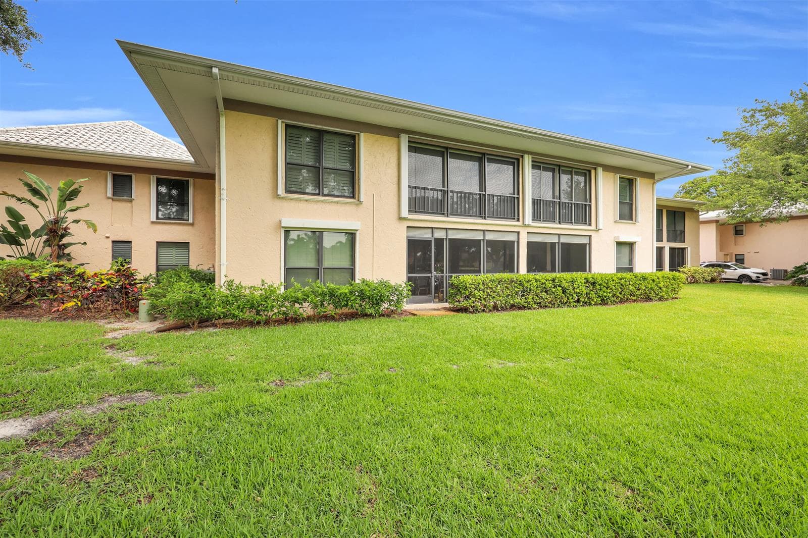 10 SE Turtle Creek Drive # Unit B, Tequesta FL 33469 photo 3