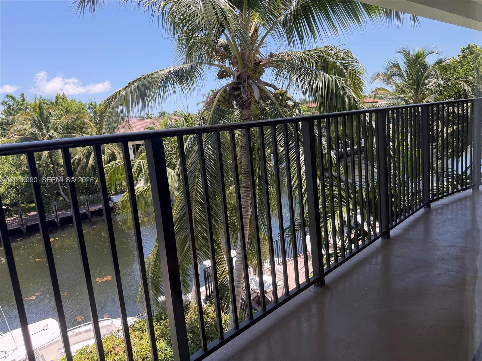 6855 Edgewater Dr, Coral Gables FL 33133 photo 2