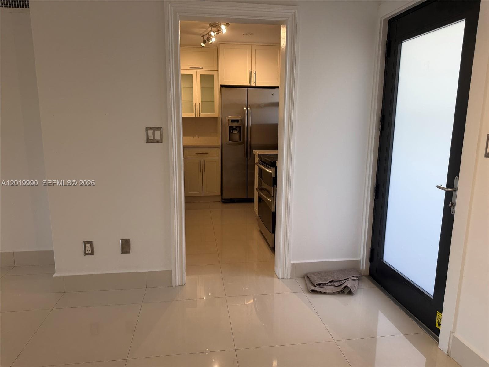 6855 Edgewater Dr, Coral Gables FL 33133 photo 5