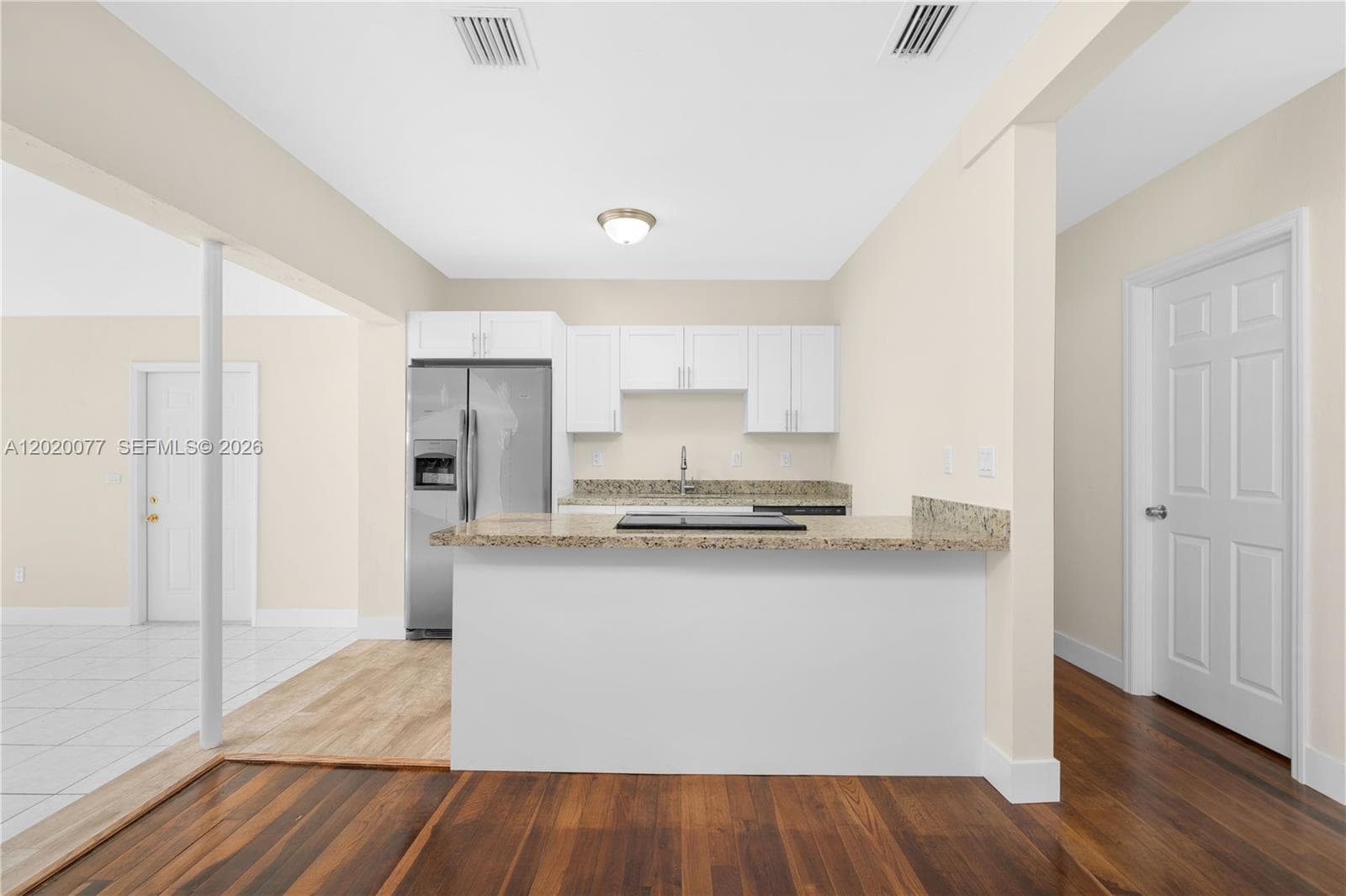 3271 NW 18th Ter, Miami FL 33125 photo 3