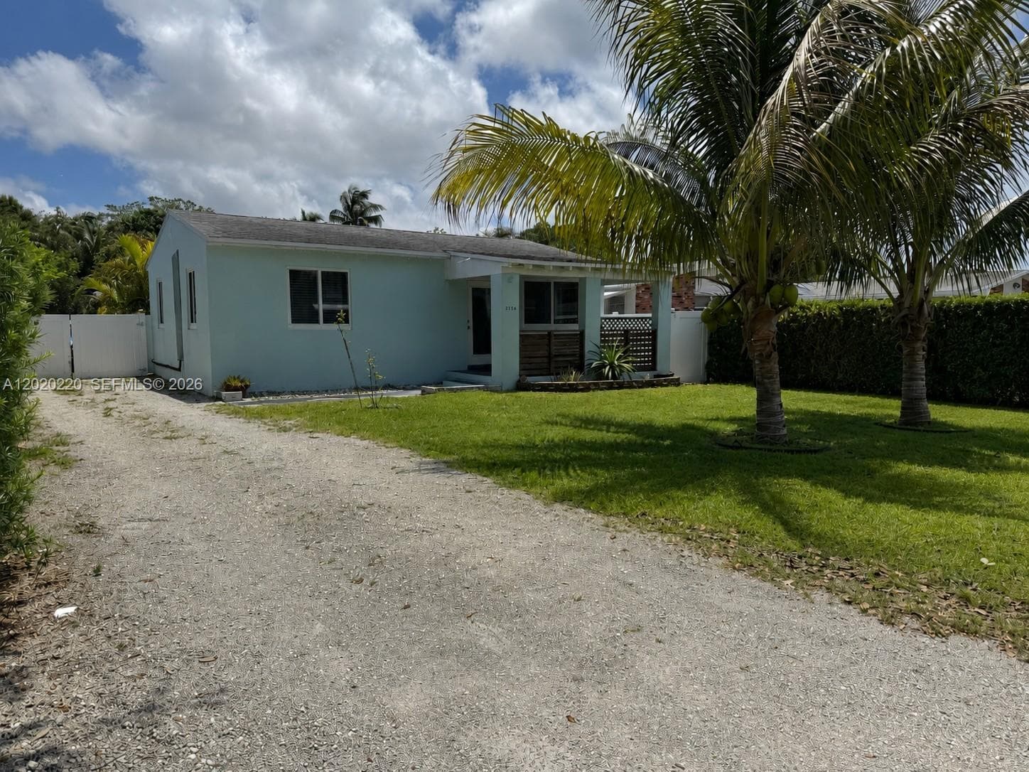 2726 Taylor St, Hollywood FL 33020 photo 2