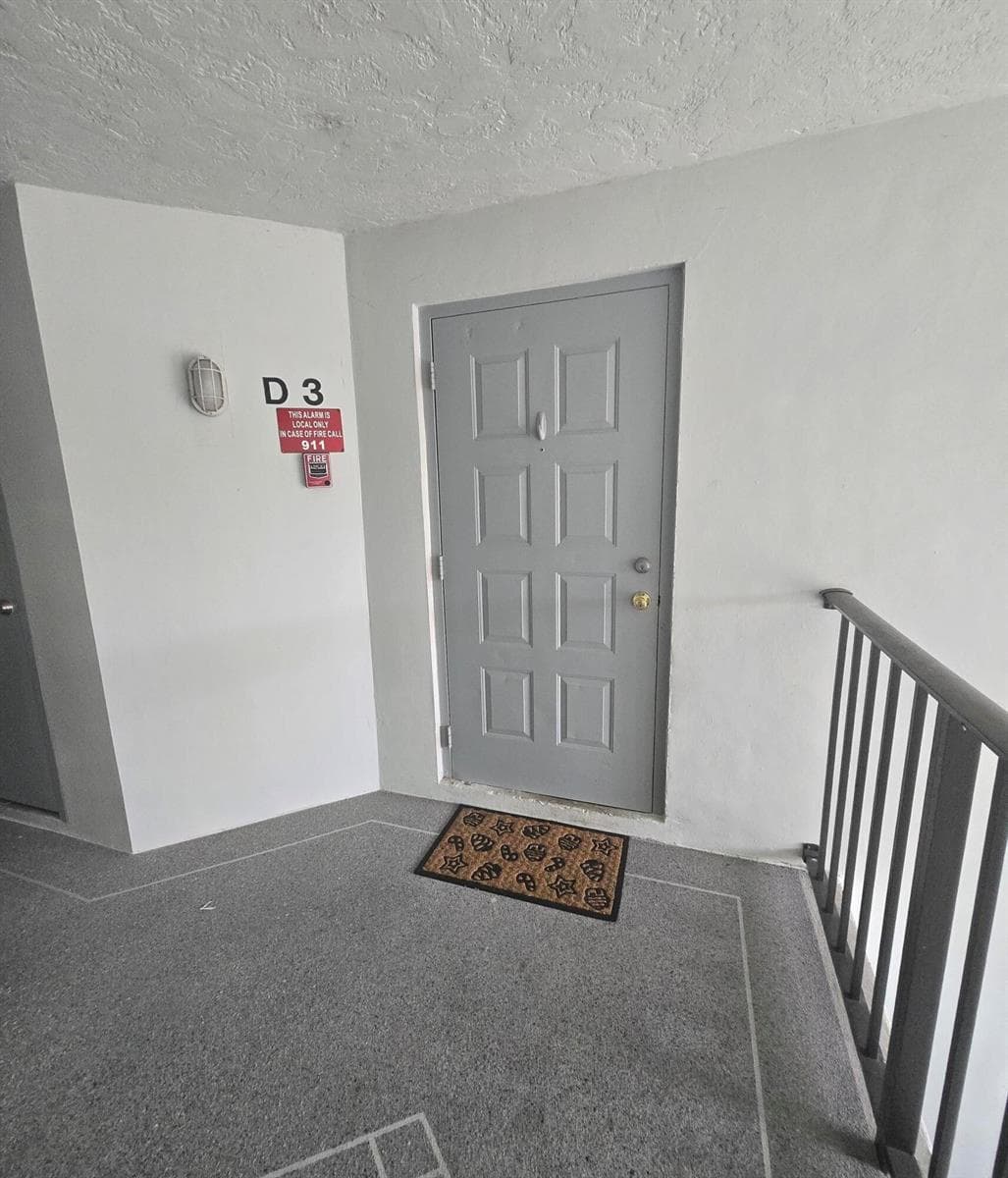 1009 Green Pine Boulevard # D3, West Palm Beach FL 33409 photo 2