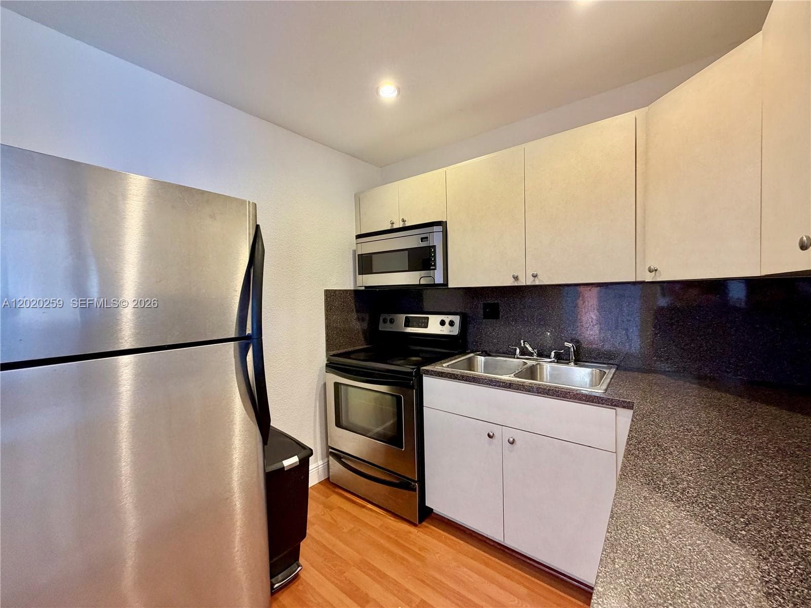 9429 SW 76th St # W38, Miami, FL 33173 photo 3