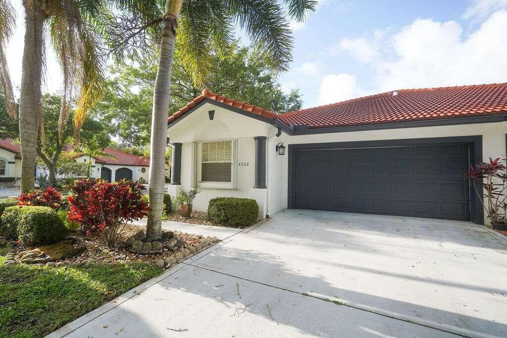 8088 Vía Di Veneto, Boca Raton FL 33496 photo 2