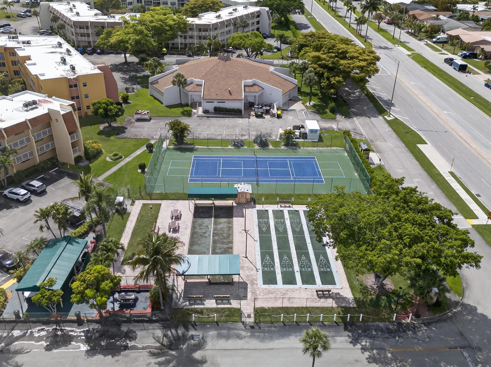 6570 Royal Palm Boulevard # 306j, Margate FL 33063 photo 2