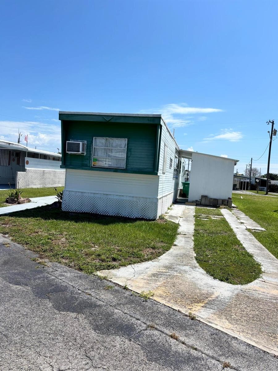 2023 St Lucie Boulevard # 125, Fort Pierce FL 34946 photo 2