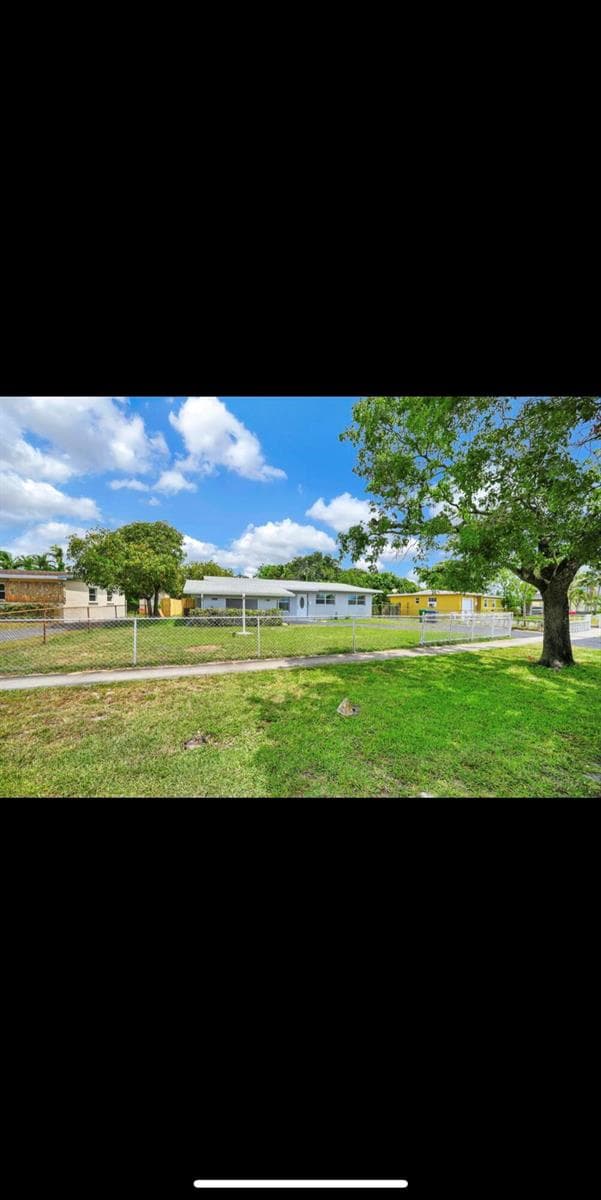 1112 NW 43rd Terrace, Lauderhill FL 33313 photo 3