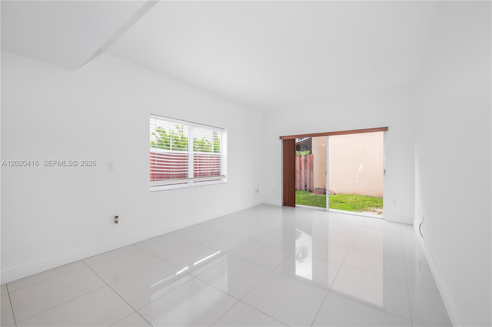 4668 SW 153rd Ct, Miami, FL 33185 photo 3