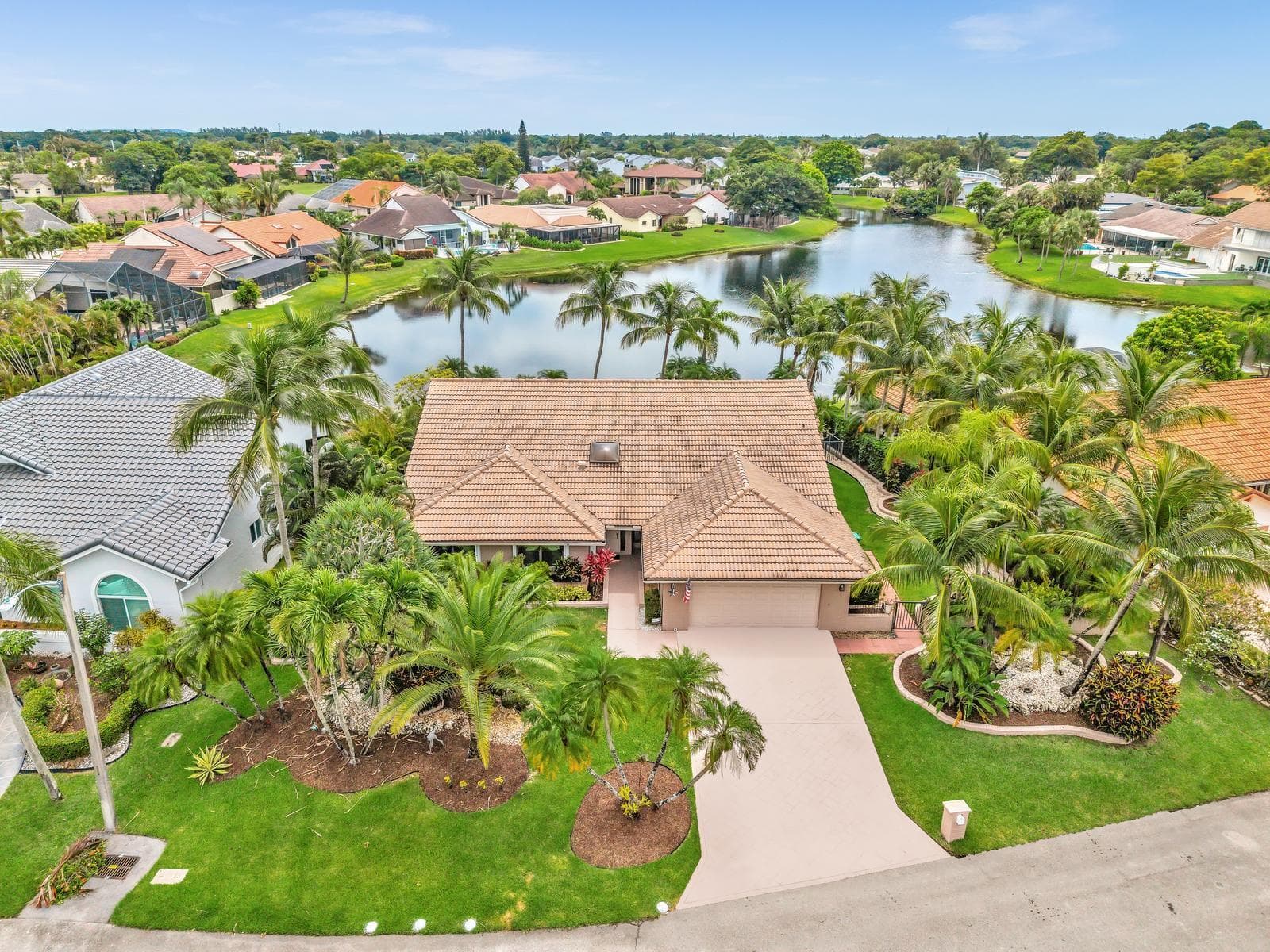7640 NW 87th Avenue, Tamarac FL 33321 photo 2