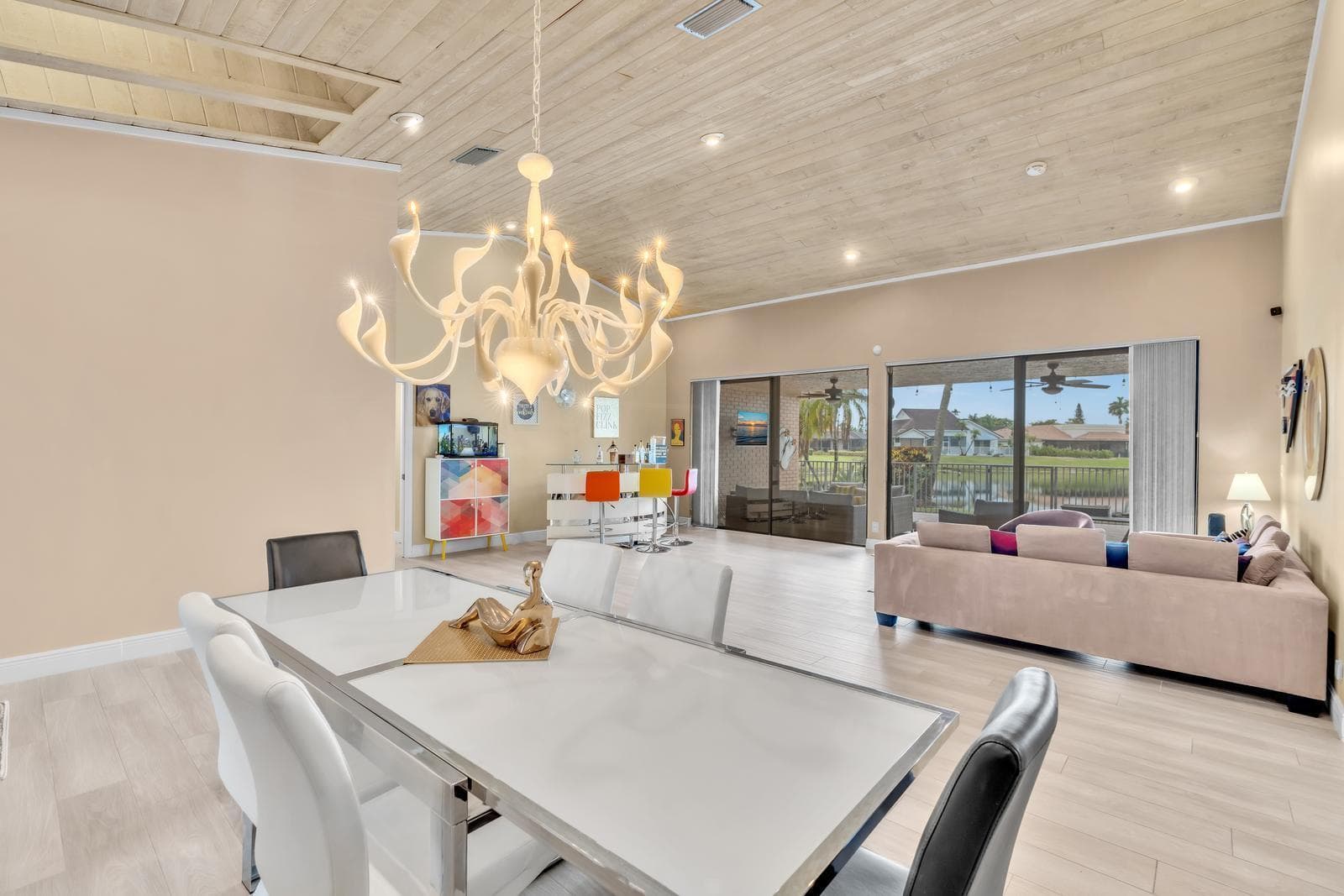 7640 NW 87th Avenue, Tamarac FL 33321 photo 5