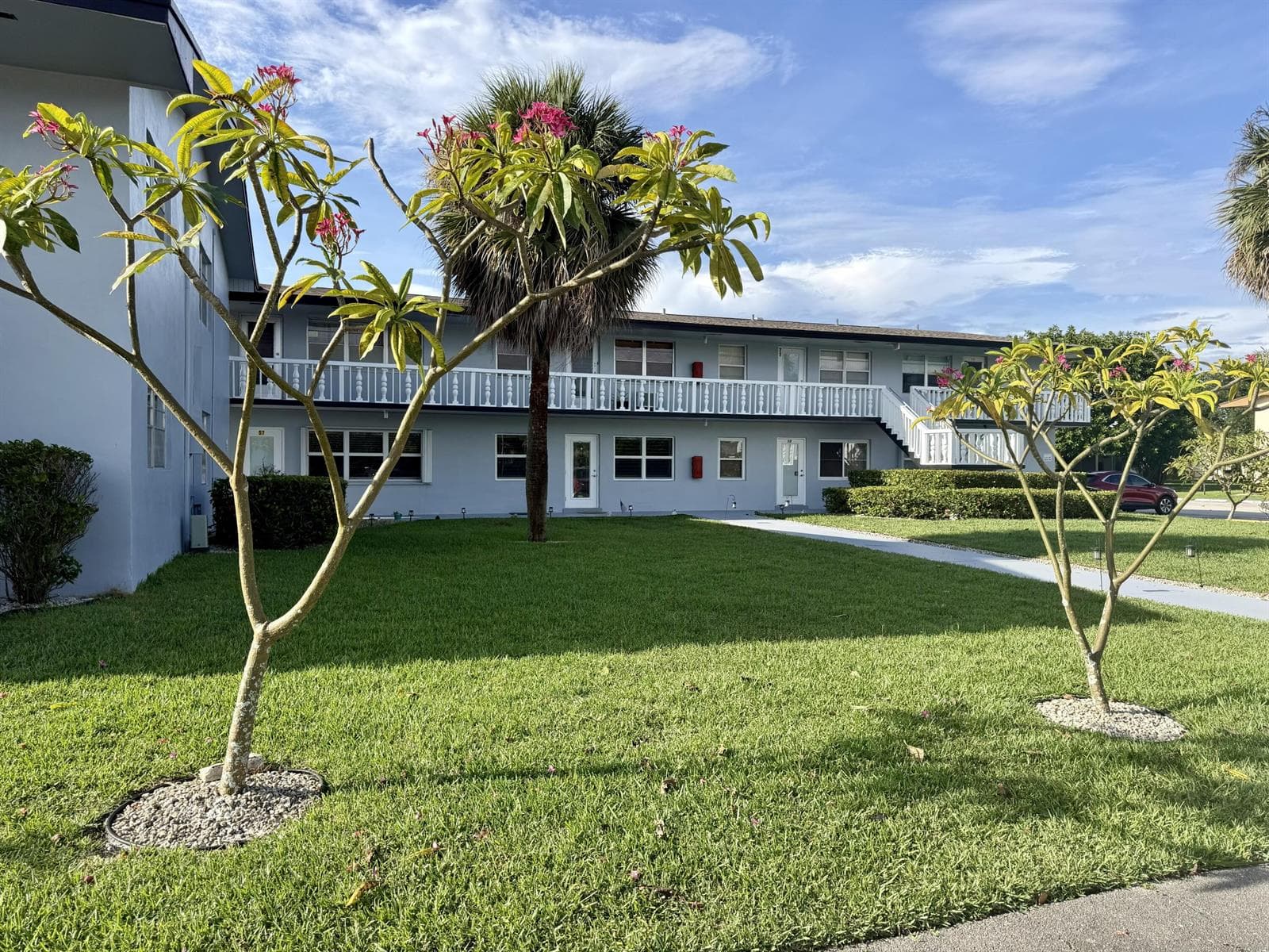 66 Coventry C, West Palm Beach FL 33417