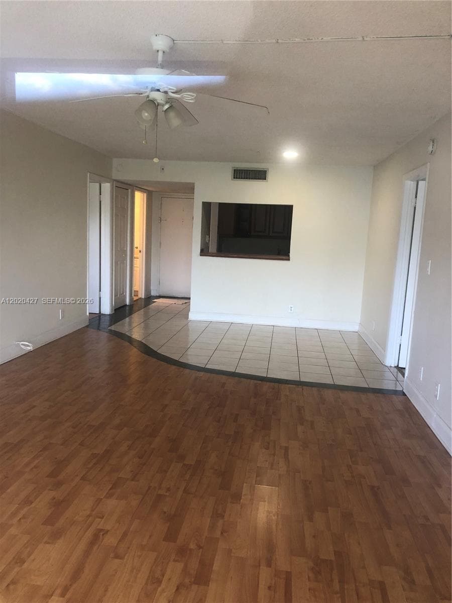 210 Lakeview Dr # 207, Weston FL 33326 photo 4