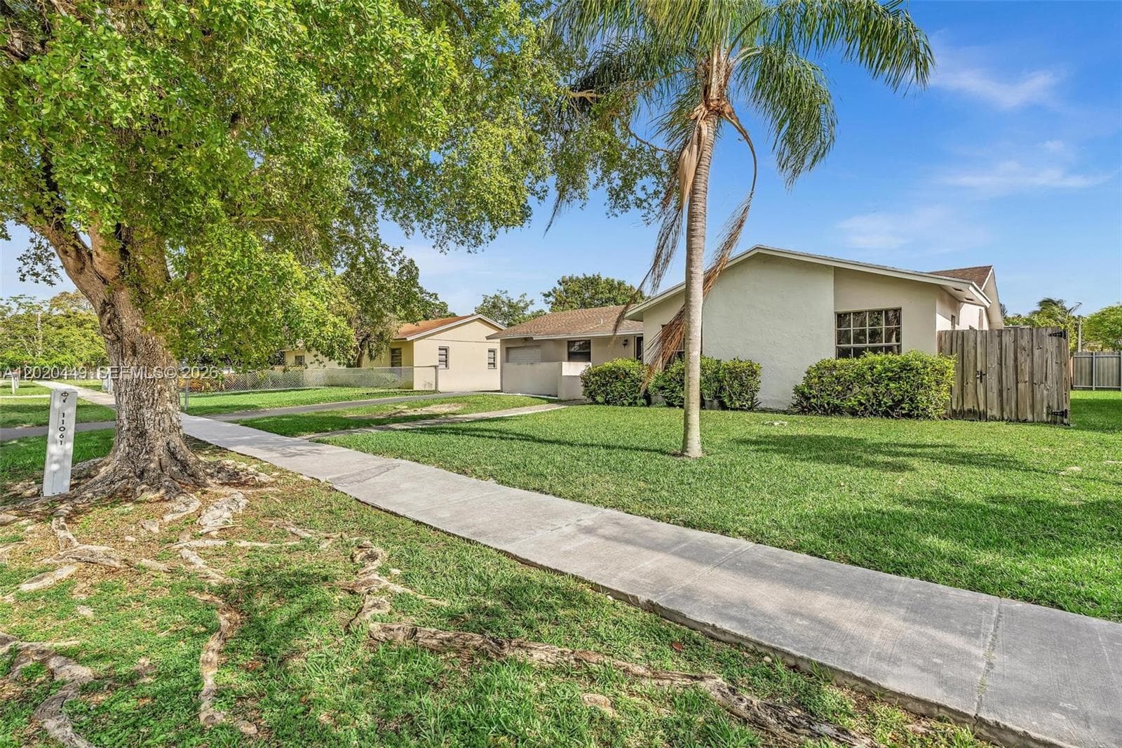 11061 SW 163rd St, Miami FL 33157 photo 2