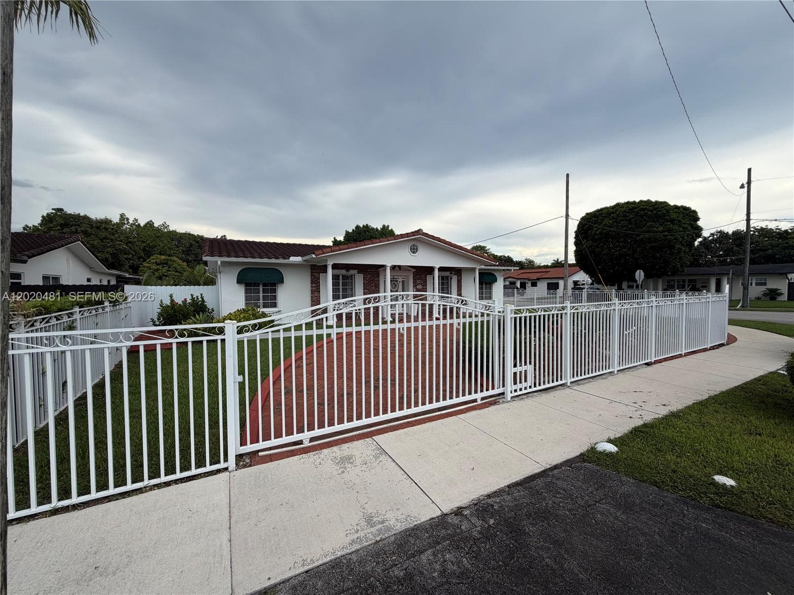 3400 SW 108th Ave, Miami FL 33165