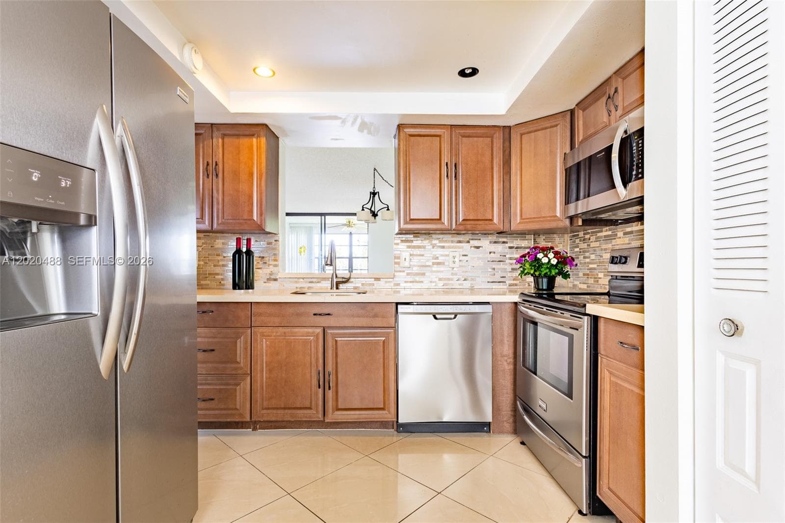 7350 NW 18th St # 206, Margate FL 33063